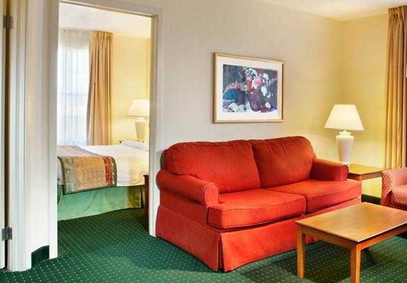 Extended Stay America Suites - Newport News - Yorktown מראה חיצוני תמונה